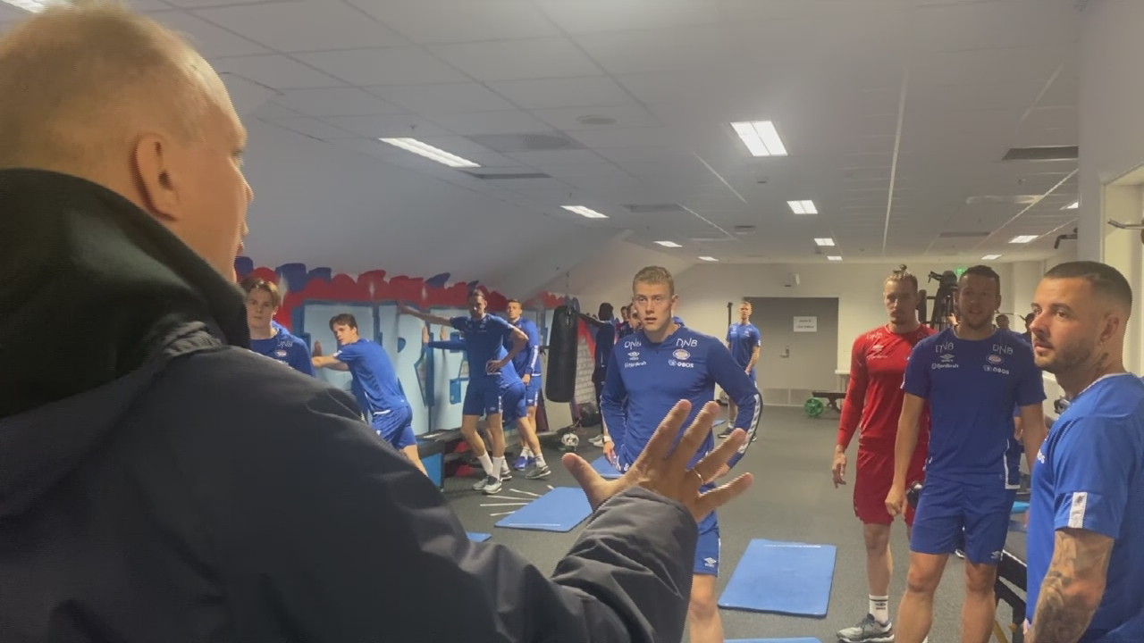 - Det gir motivasjon å se egne lagkamerater bli tatt ut på A-landslaget